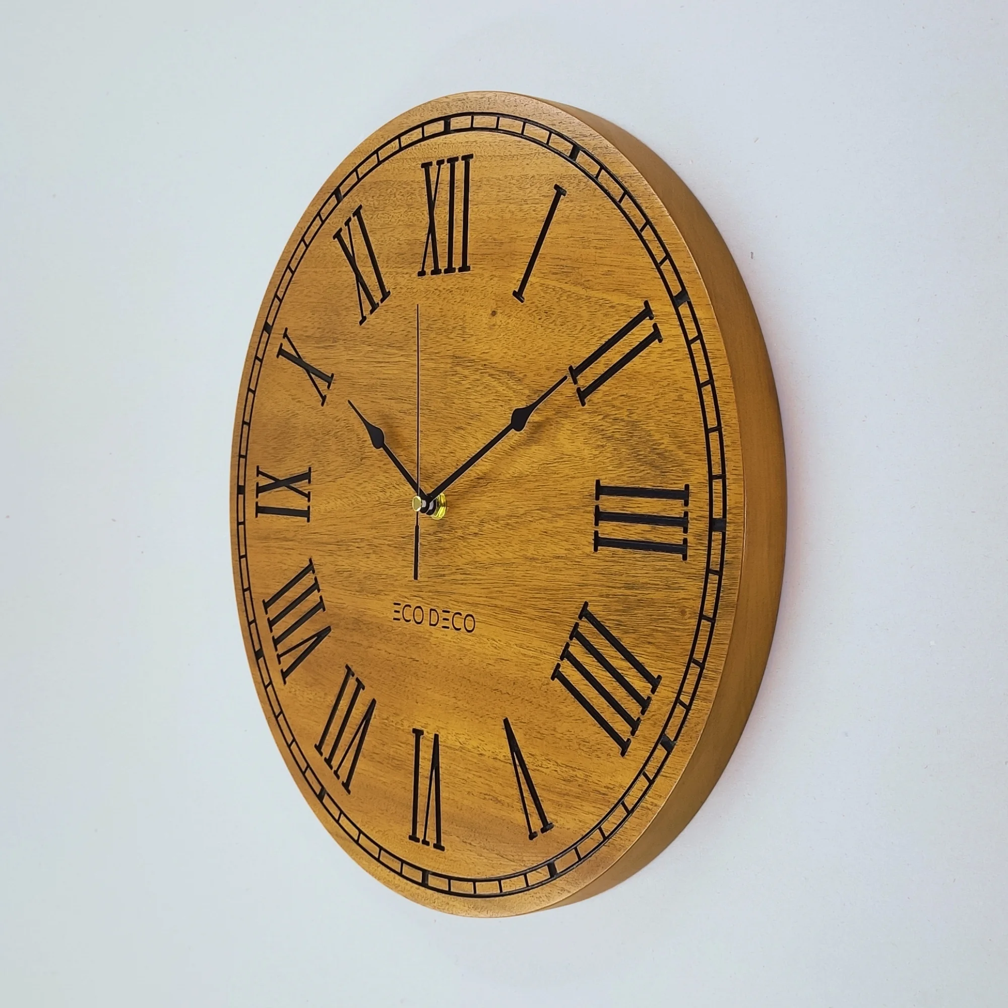 Vintage Grain Solid Wood Wall Clock